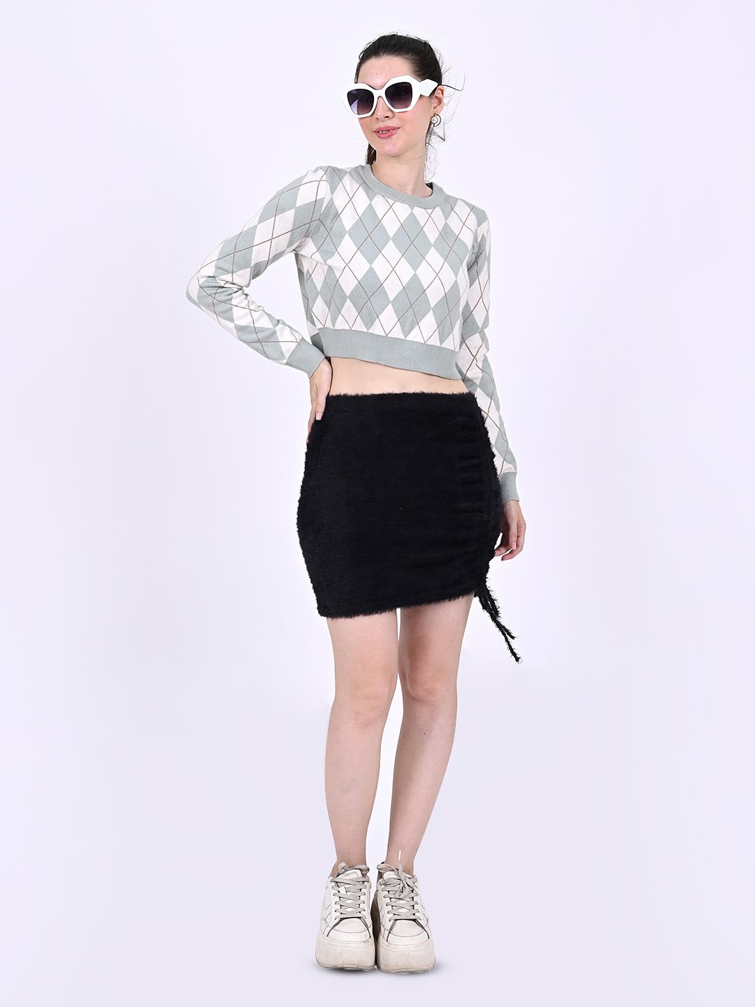 

NoBarr Women Geometric Ribbed Round Neck Cotton Crop Pullover, Grey