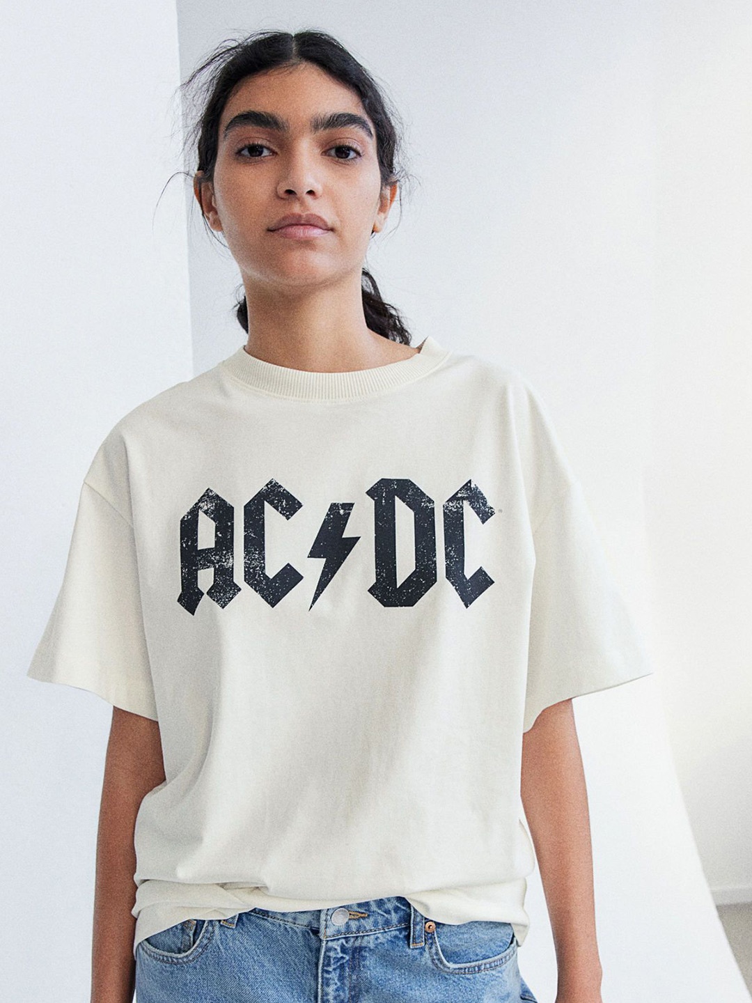 

H&M Women Typography Printed Round Neck Pure Cotton T-Shirt, White