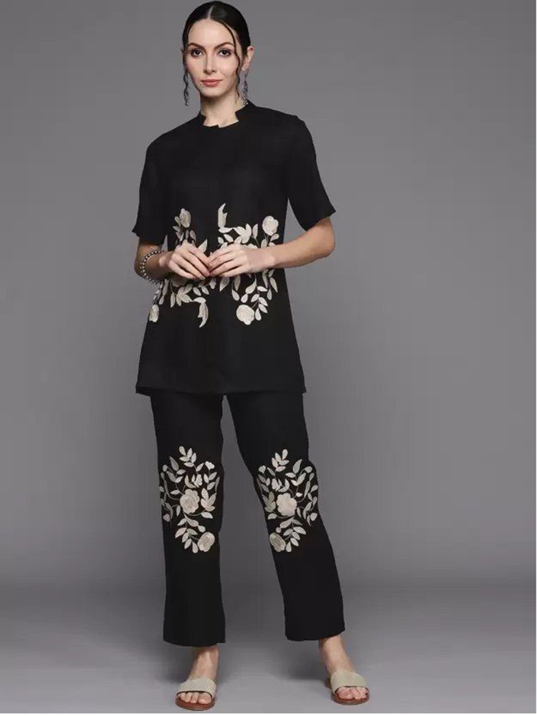 

Siya Fashion Floral Embroidered Mandarin Collar Tunic &Trousers, Black