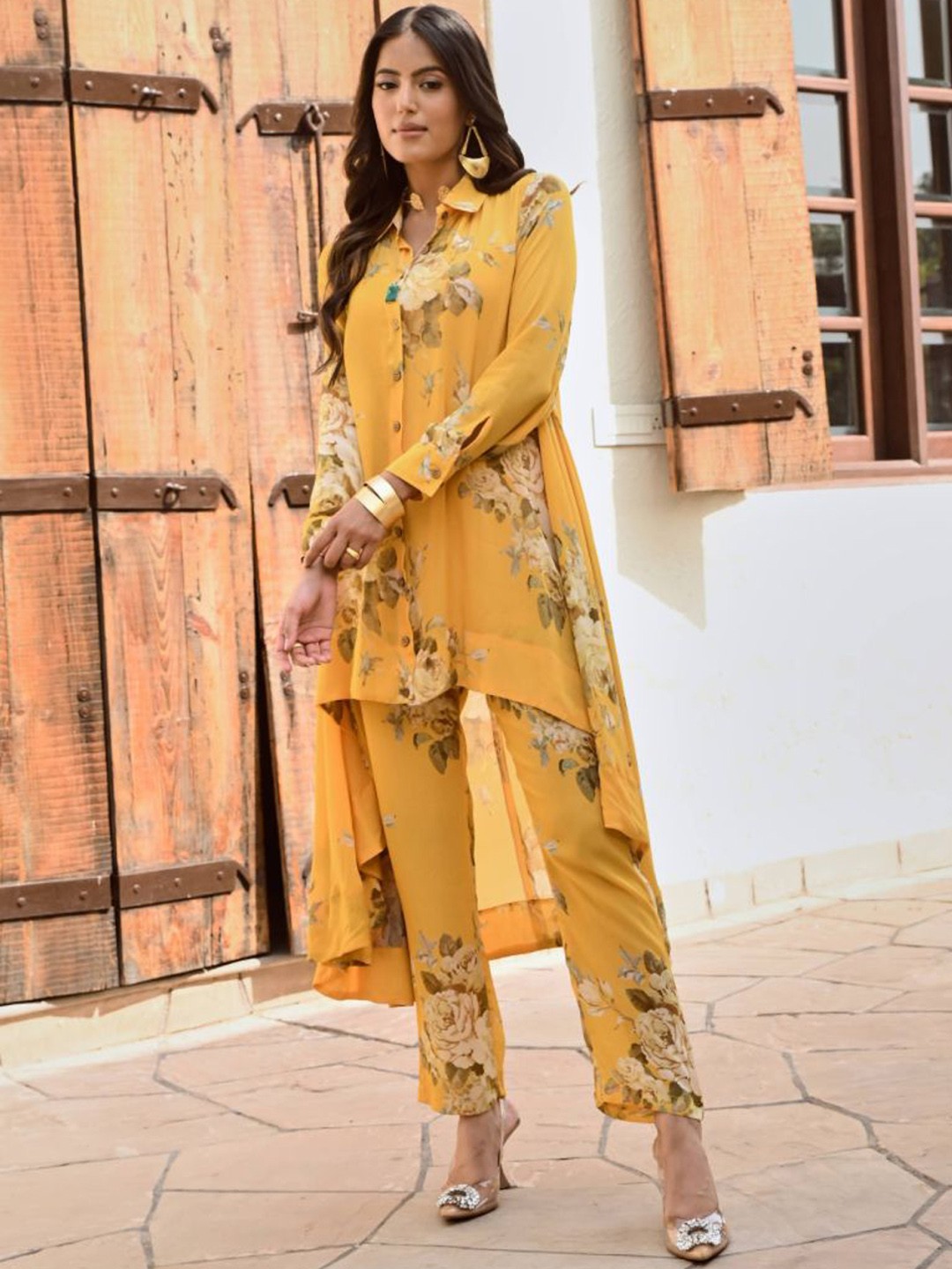 

PALAK & MEHAK Floral Printed Shirt Collar Cuffed Sleeves Asymmetric Tunic With Palazzos, Mustard