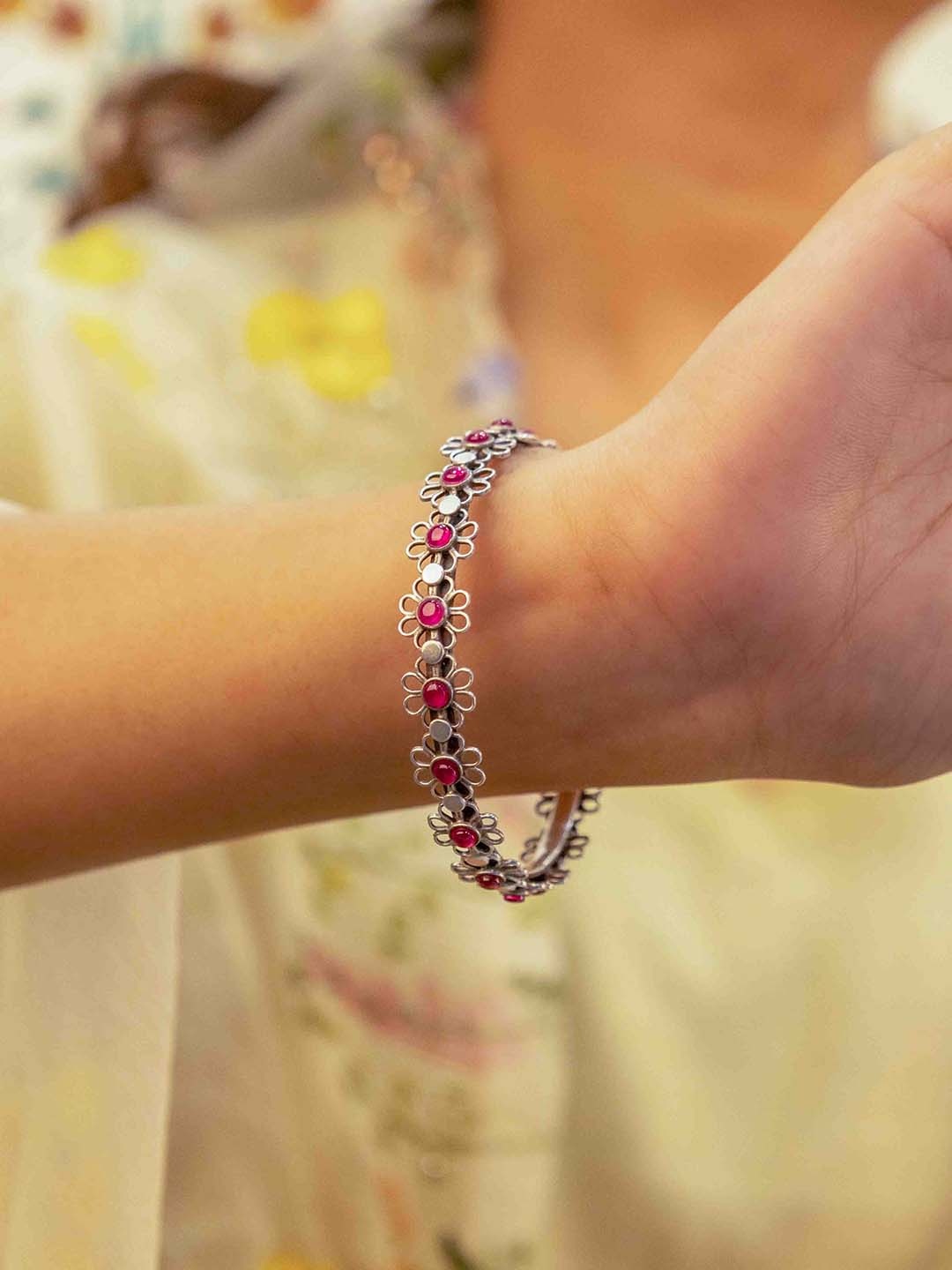 

Shyle 925 Sterling Silver Stones Studded Oxidised Bangles
