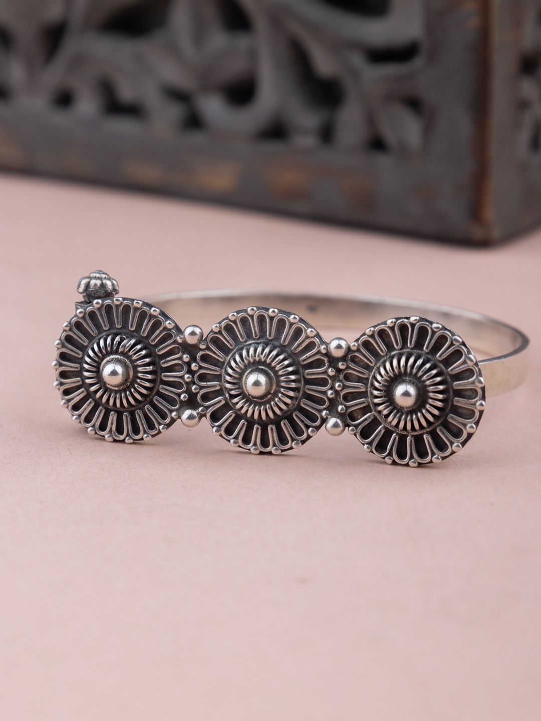 

Shyle 925 Sterling Silver Beaded Details Oxidised Kada Bangle
