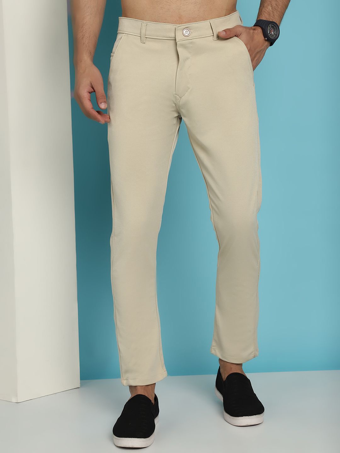 

Indian Needle Men Relaxed Tapered Fit Easy Wash Trousers, Cream