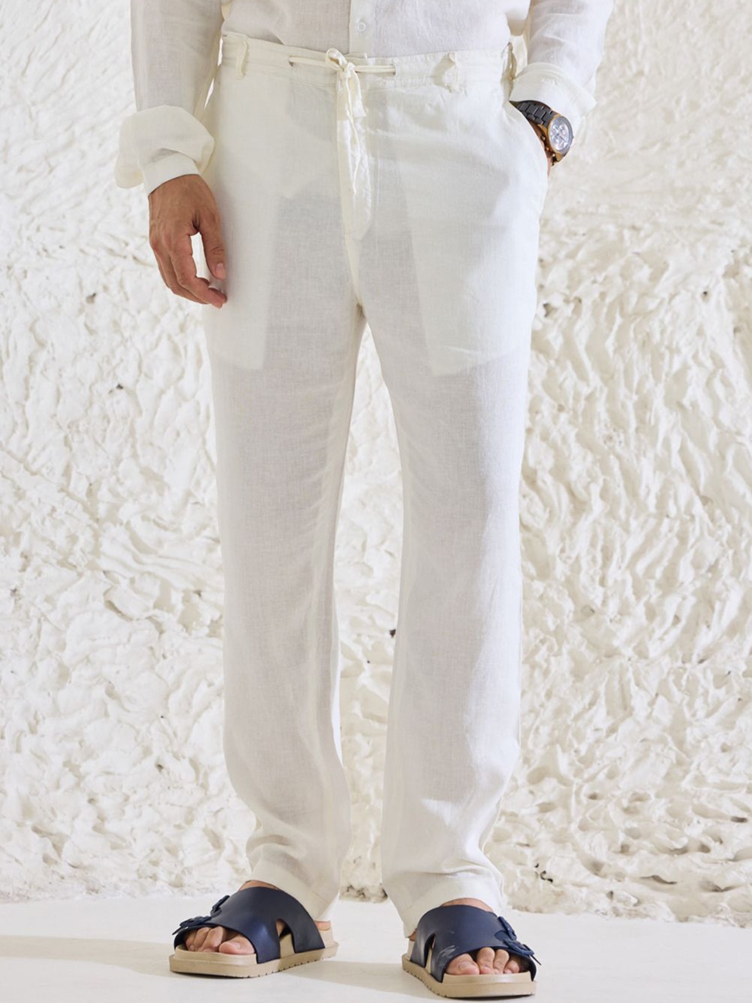 

MR BUTTON Men Trousers, White