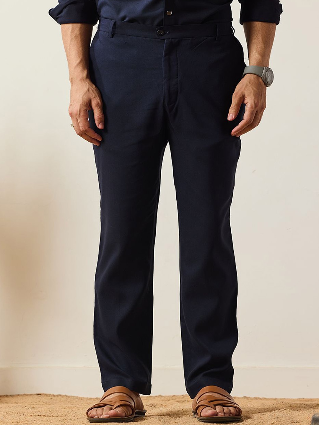 

MR BUTTON Men Mid-Rise Regular Fit Trousers, Navy blue