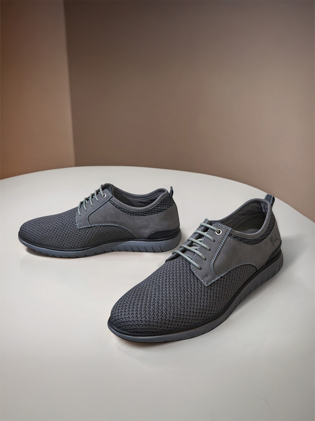 

NEEMANS Men Textured Lightweight Lace-Ups Derbys, Grey