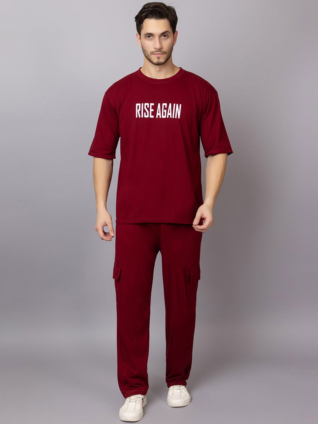 

TYSORT Oversized Graphic Printed Round Neck Short Sleeves T-shirt &Trousers, Maroon