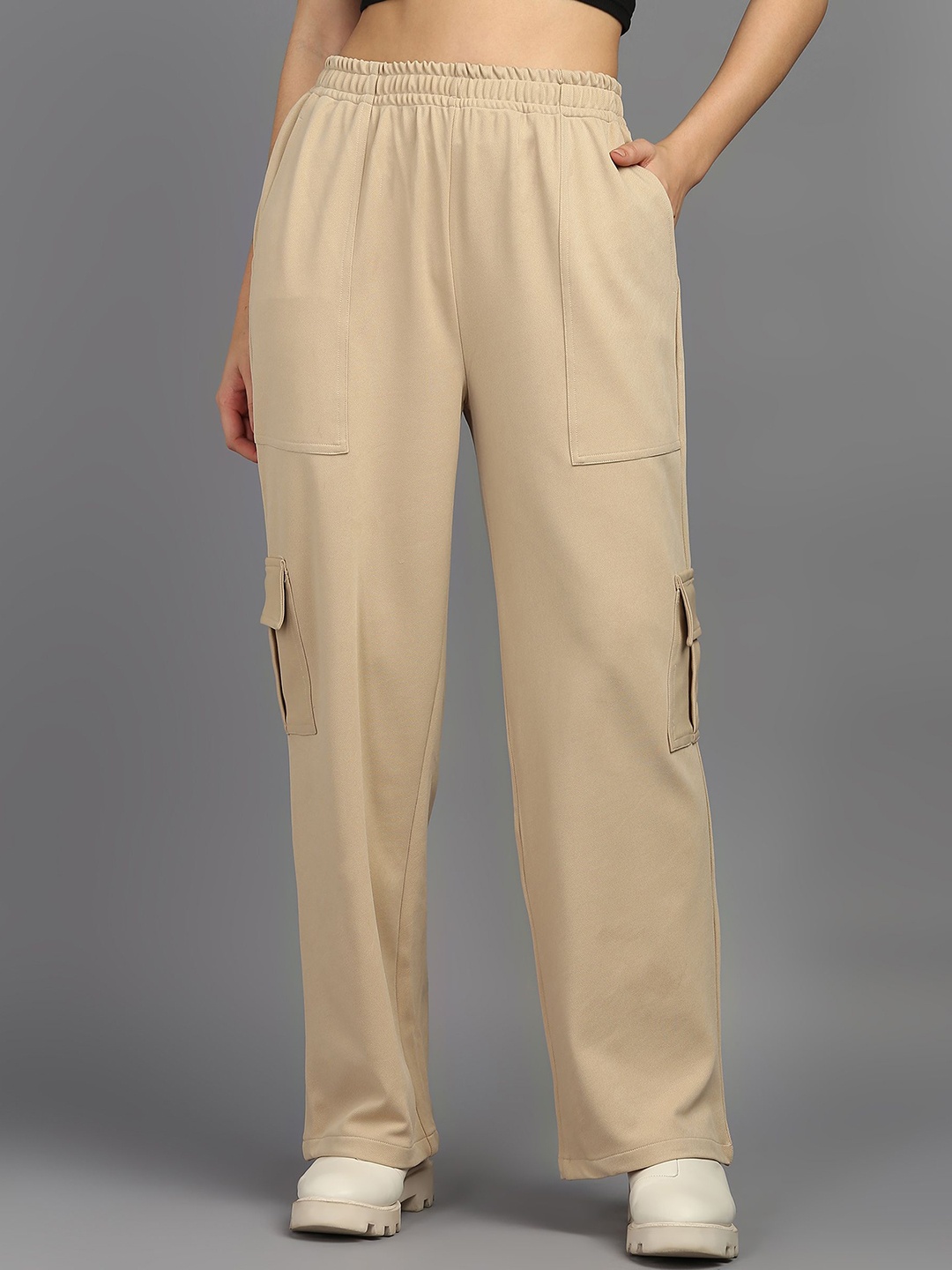 

The Roadster Lifestyle Co Mid-Rise Straight Fit Cargo Trousers, Beige