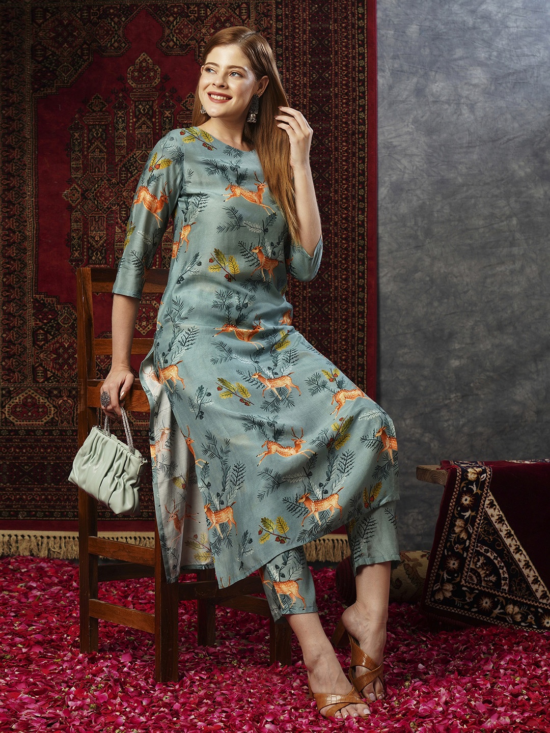 

KALINI Printed Regular Straight Kurta with Trousers, Green