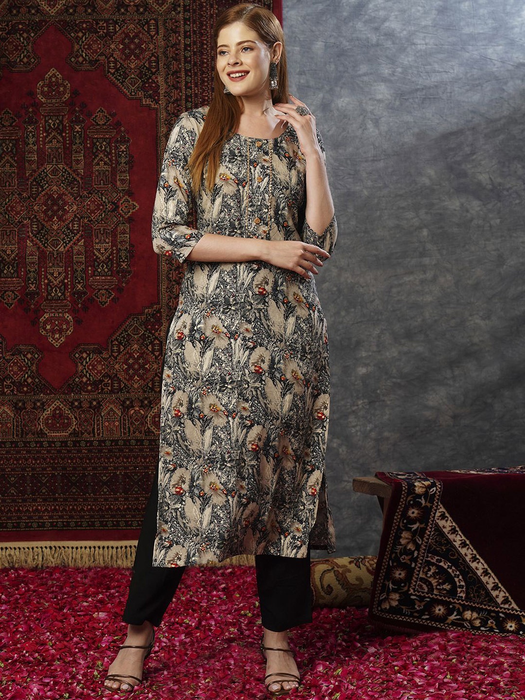 

KALINI Floral Printed Regular Kurta with Trousers, Black
