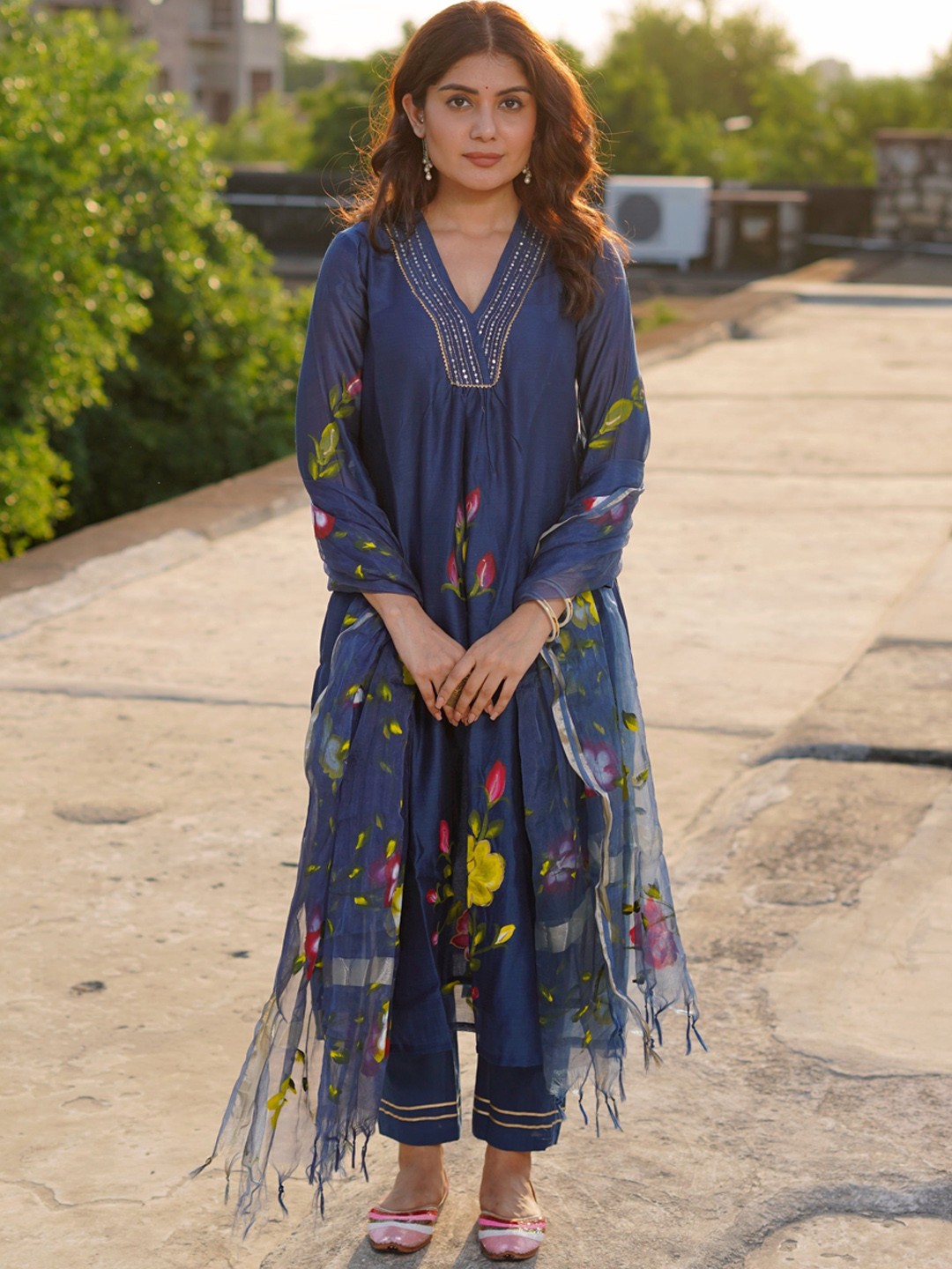 

KALINI Floral Embroidered Regular Kurta with Trousers & Dupatta, Blue
