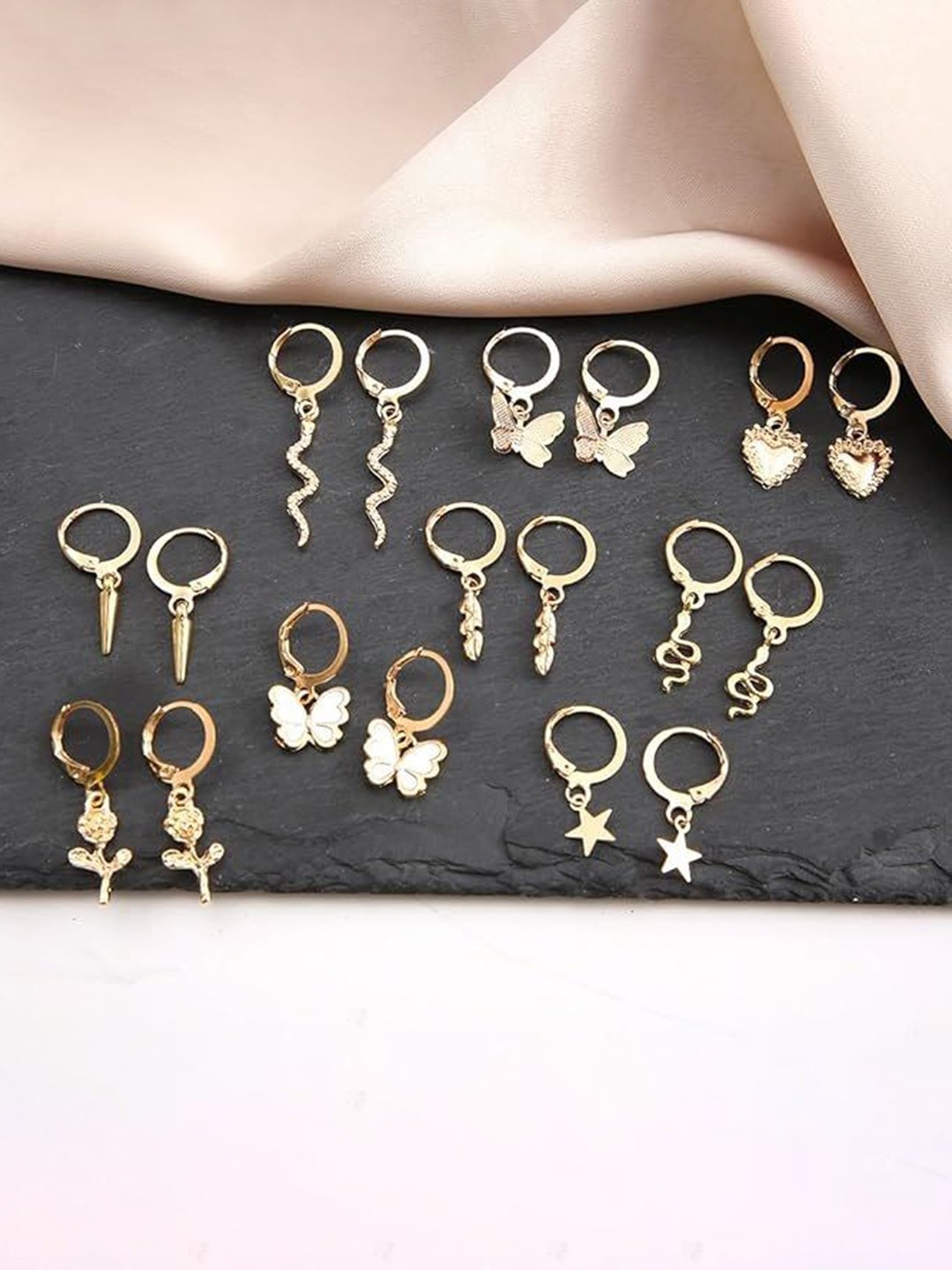 

EL REGALO Set Of 3 Contemporary Studs Earrings, Gold