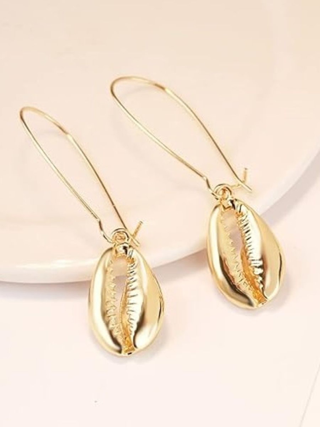 

EL REGALO Contemporary Drop Earrings, Gold
