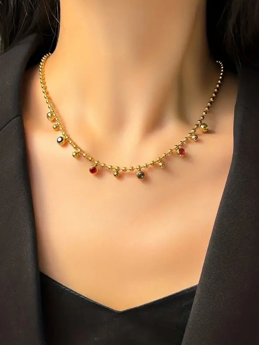 

EL REGALO Statement Lobster Closure Necklace, Gold