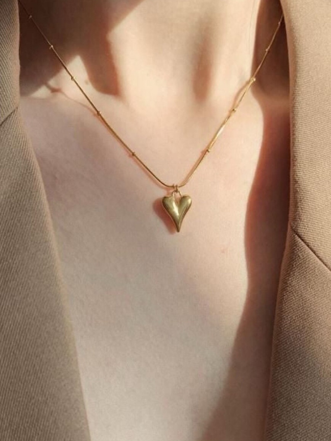 

EL REGALO Gold Toned Stainless Steel Statement Necklace