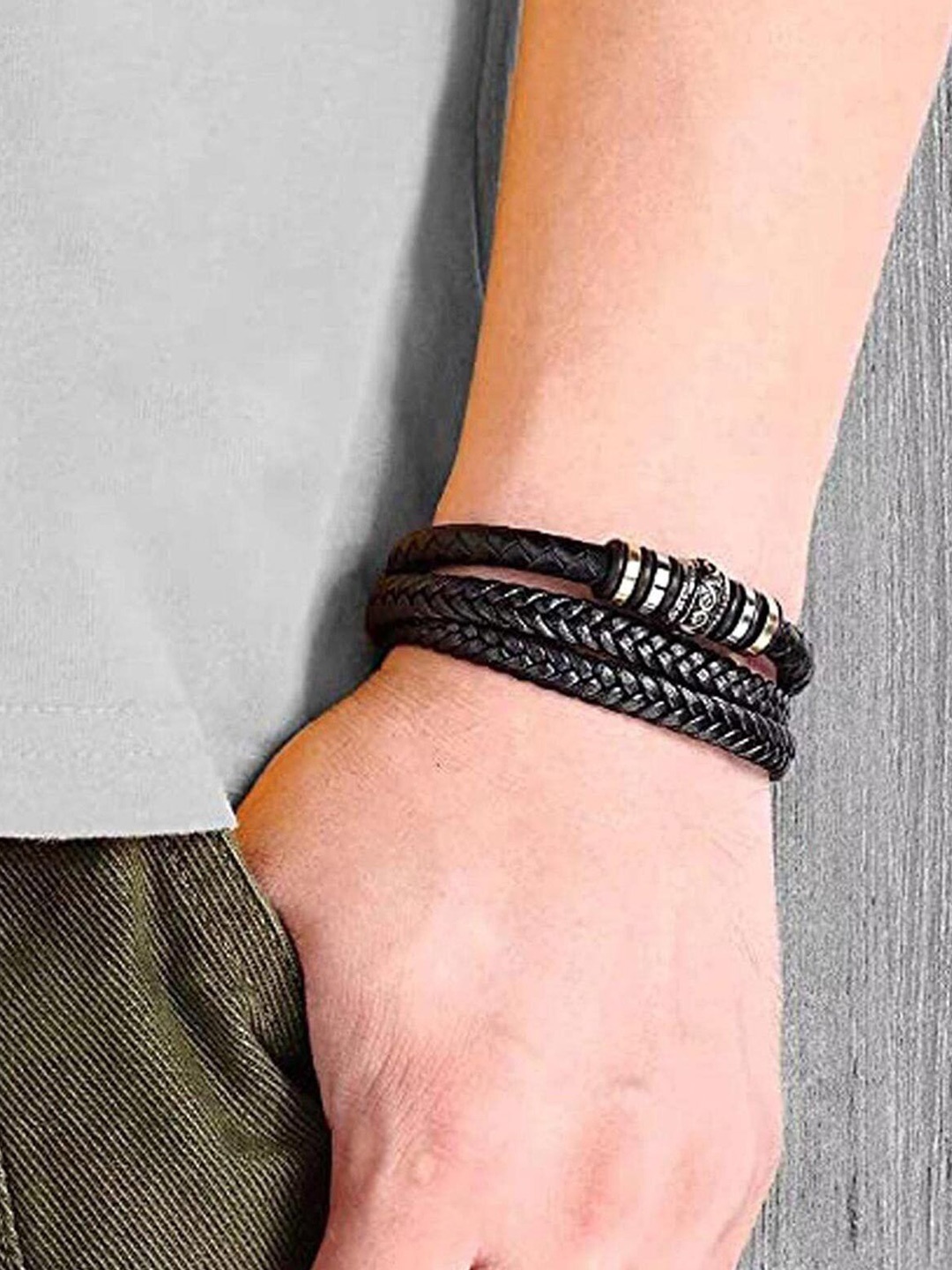 

EL REGALO Men Wraparound Bracelet, Black
