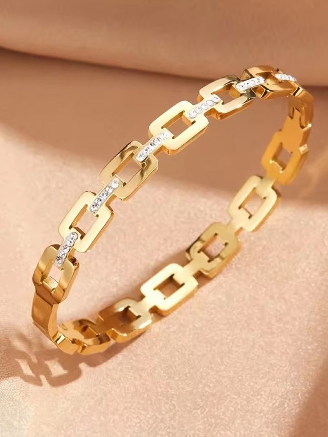 

EL REGALO Stainless Steel Multistrand Bracelet, Gold