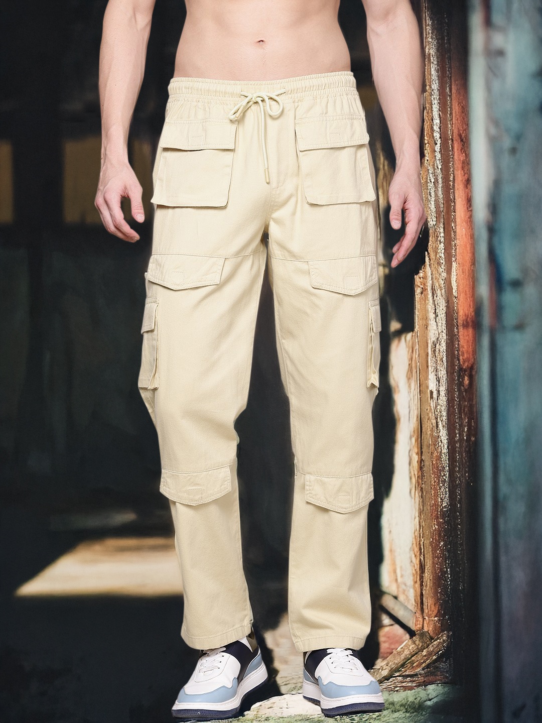 

The Roadster Lifestyle Co. Men Straight-Fit Pure Cotton Cargos with Pocket Detail, Beige