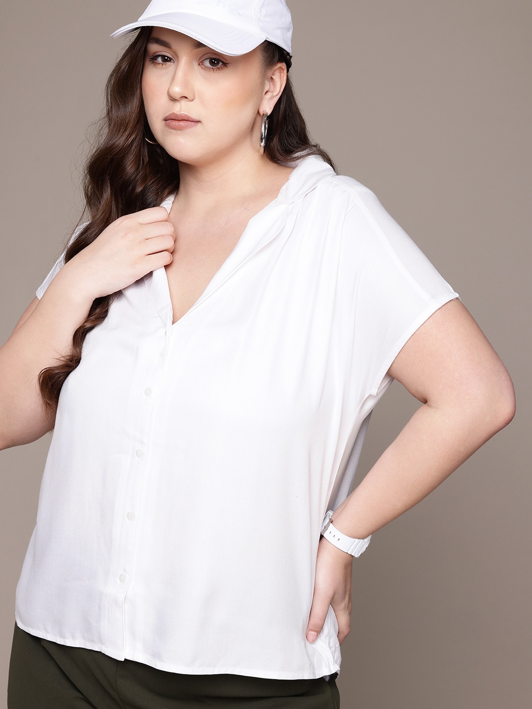

The Roadster Lifestyle Co. Plus-Size Extended Sleeves Casual Shirt, White
