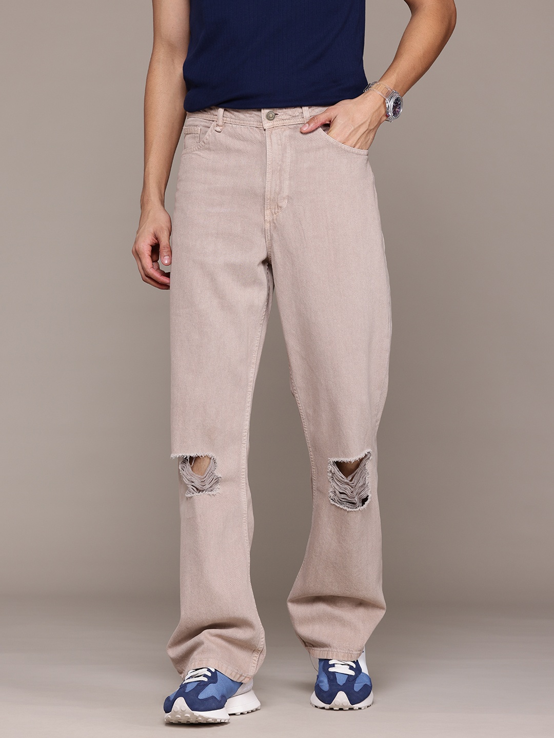 

The Roadster Lifestyle Co. Men Flared Slash Knee Stretchable Pure Cotton Jeans, Nude