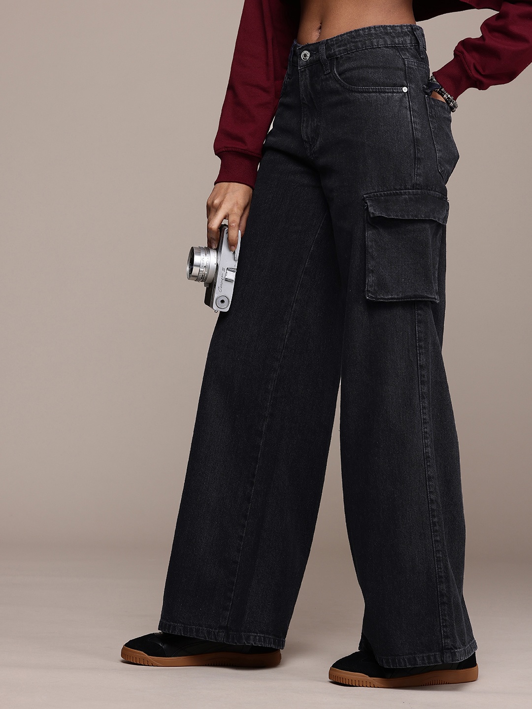 

The Roadster Lifestyle Co. Women Wide Leg Cargo Style High-Rise Jeans, Black