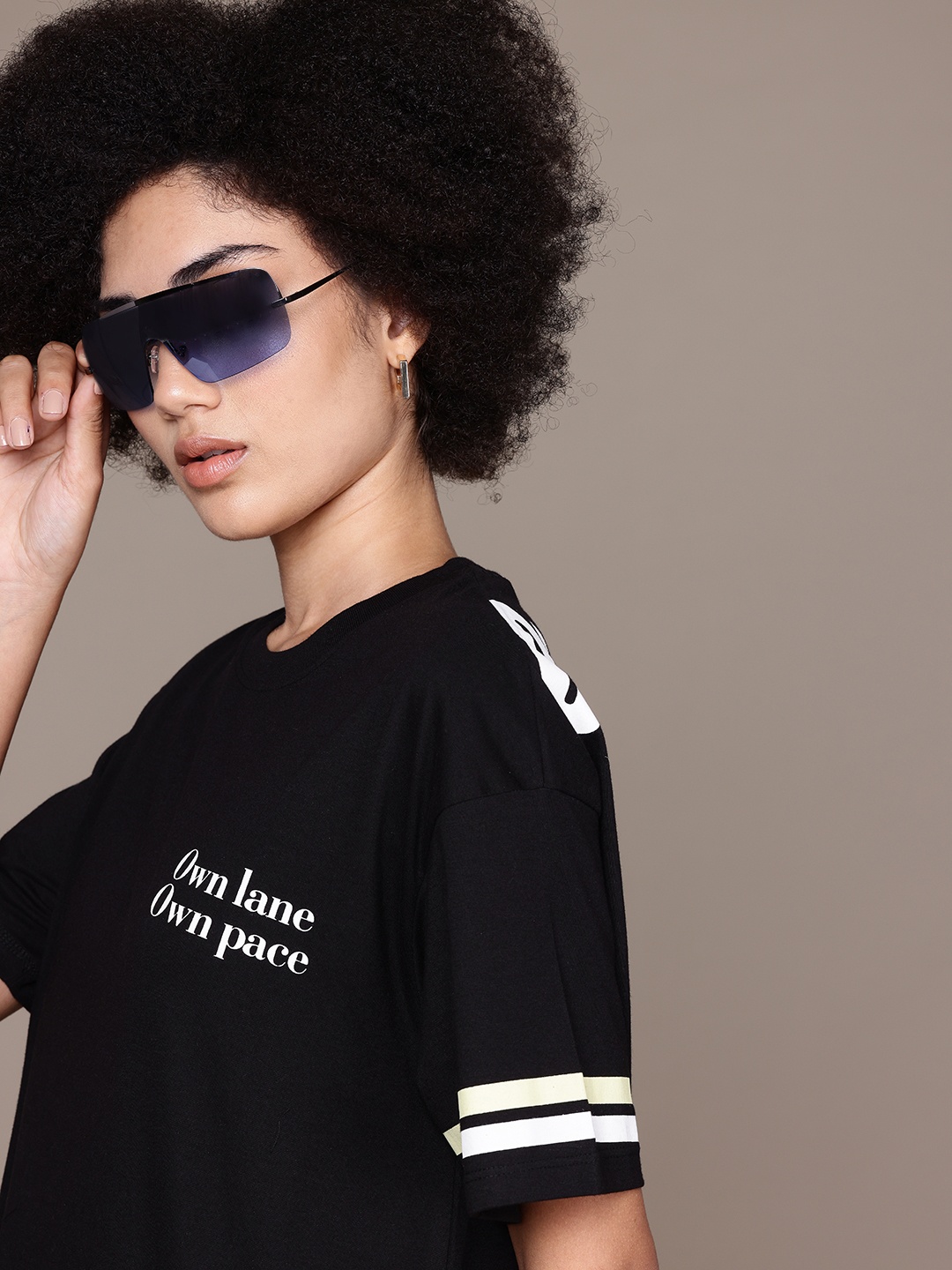 

The Roadster Lifestyle Co. Typography Printed Drop-Shoulder Relaxed T-shirt, Black