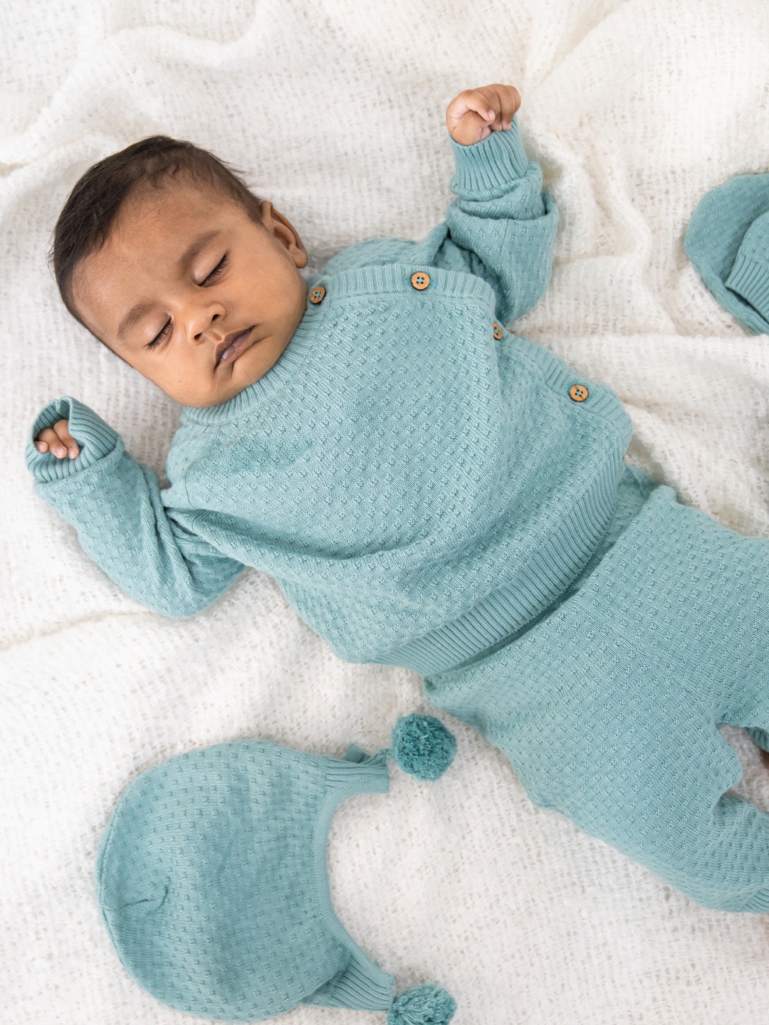 

A Toddler Thing Infant 5-Pcs Baby Apparel Gift Set, Blue