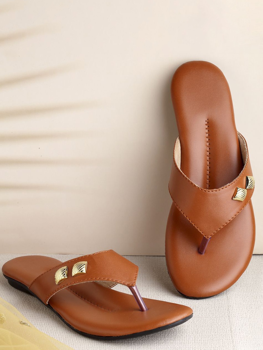 

AROOM Women T-Strap Flats, Tan