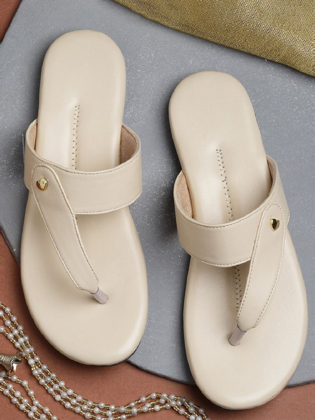 

AROOM Women T-Strap Flats, Cream