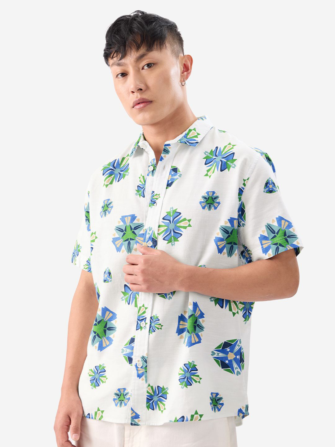 

The Souled Store Men Floral Opaque Printed Casual Shirt, White