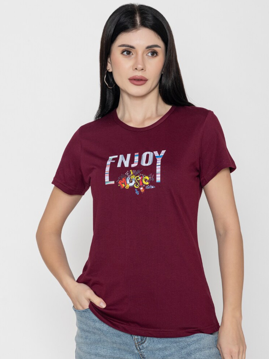 

TITTLI Women Typography Printed Pure Cotton Pockets T-shirt, Maroon