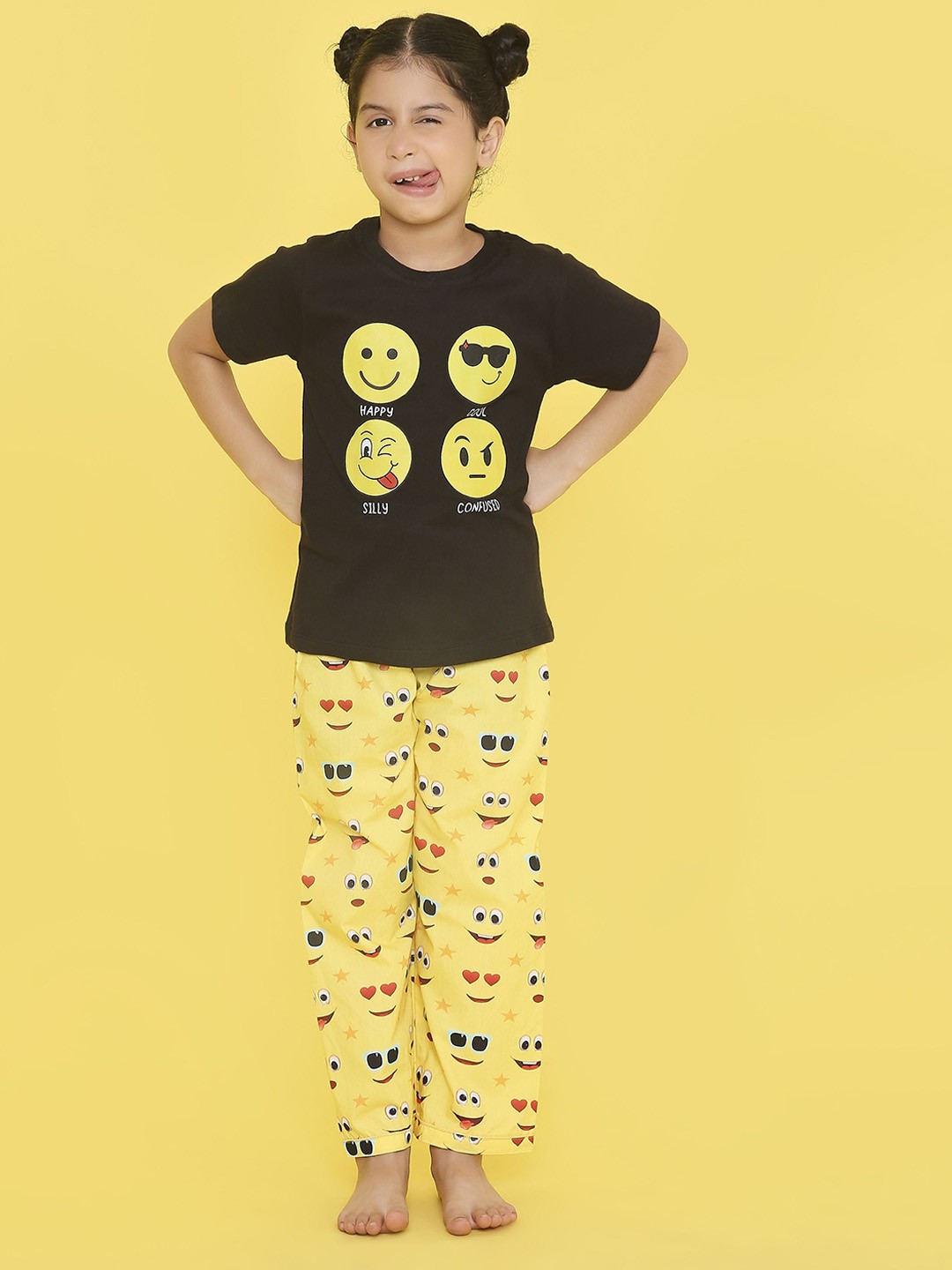 

Knitting Doodles Unisex Kids Printed Night suit, Black