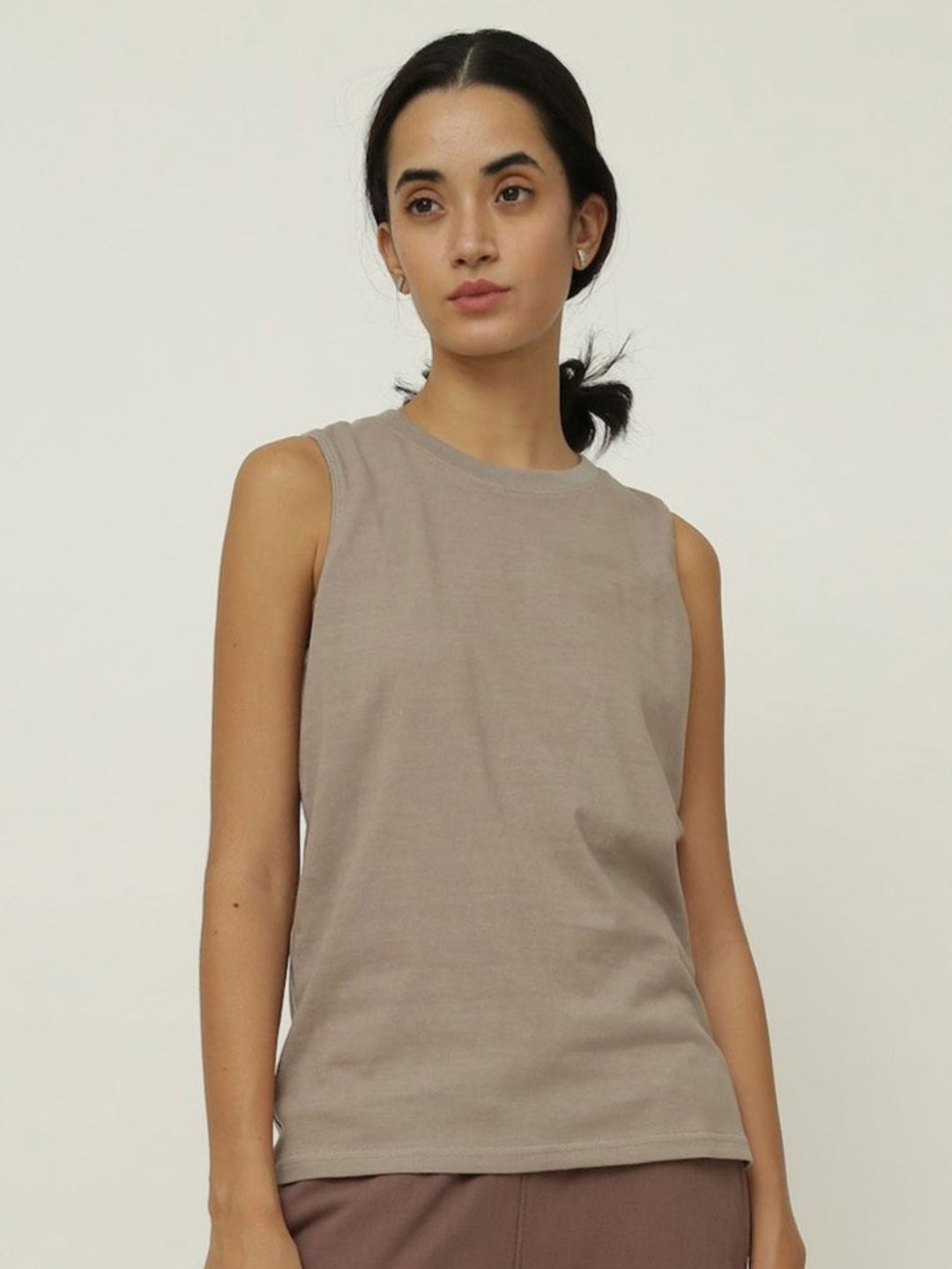 

Saltpetre Round Neck Sleeveless Organic Cotton T-shirt, Taupe