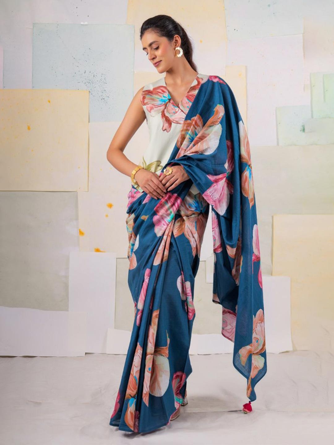 

BUTA BUTI Floral Pure Cotton Saree, Blue