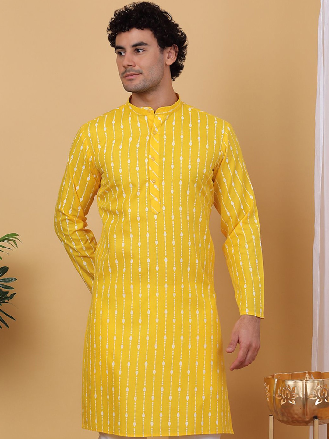 

Anouk Ethnic Motifs Printed Mandarin Collar Long Sleeves Kurta, Yellow