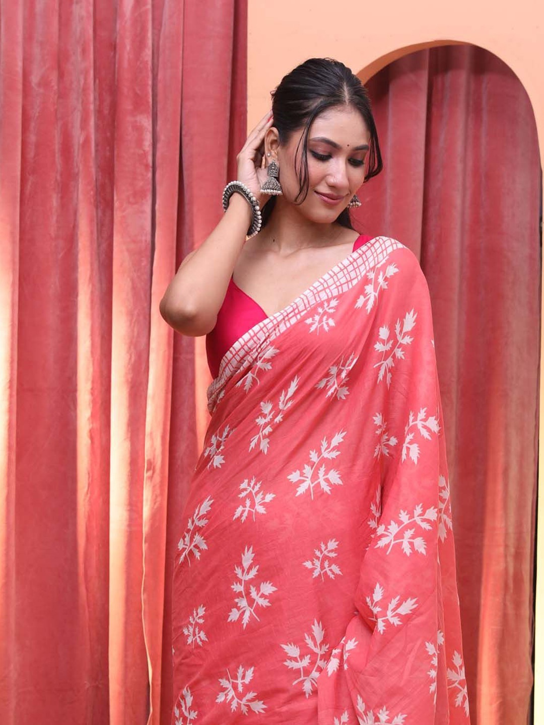 

Saranee Ethnic Motifs Pure Cotton Block Print Saree, Pink