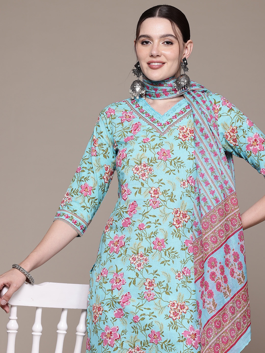 

Readiprint Women Floral Printed Regular Aari Work Pure Cotton Kurta with Palazzos & With Dupatta, Blue