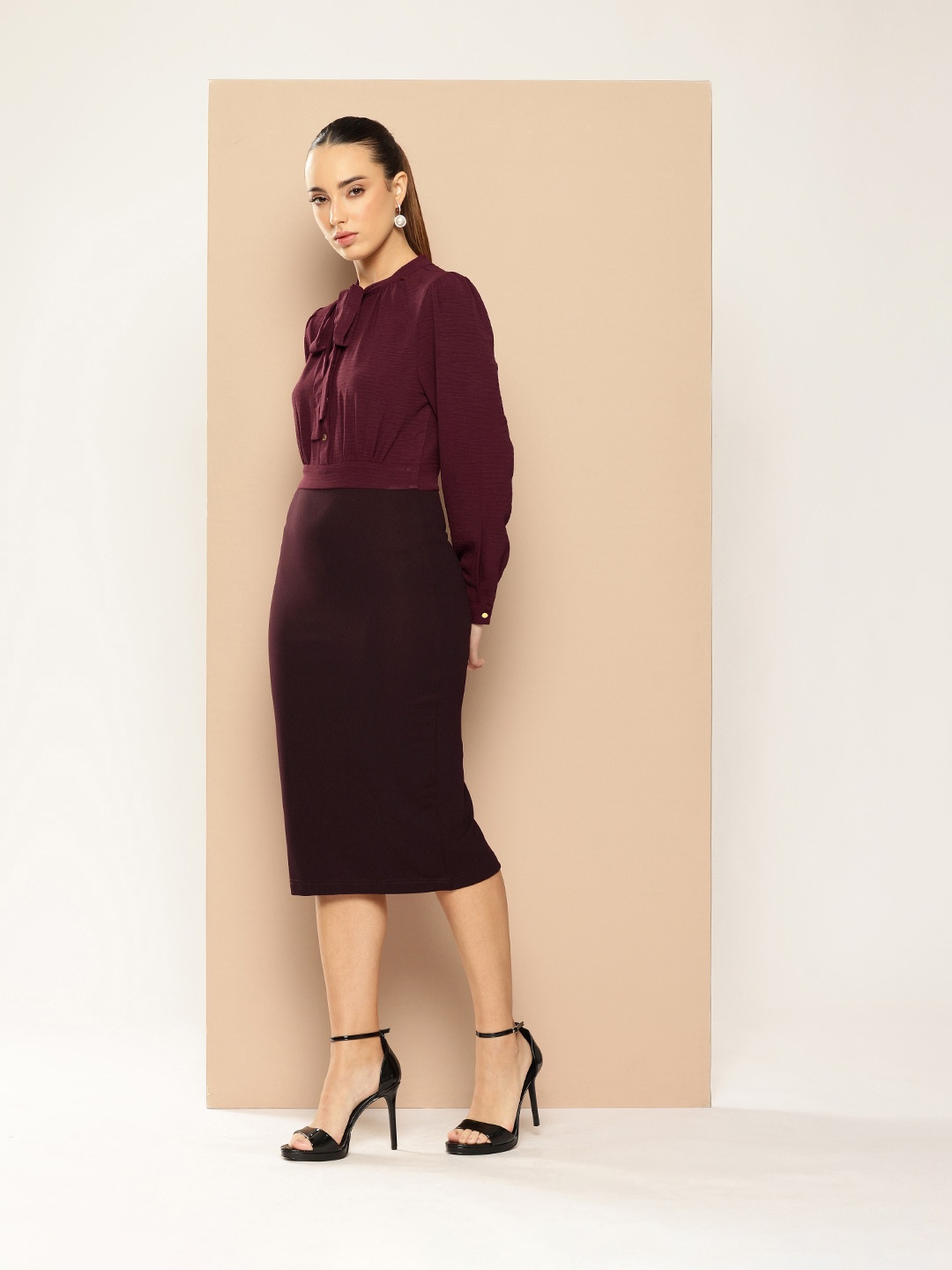 

her by invictus Cuffed Sleeves Tie-Up Sheath Dress, Maroon