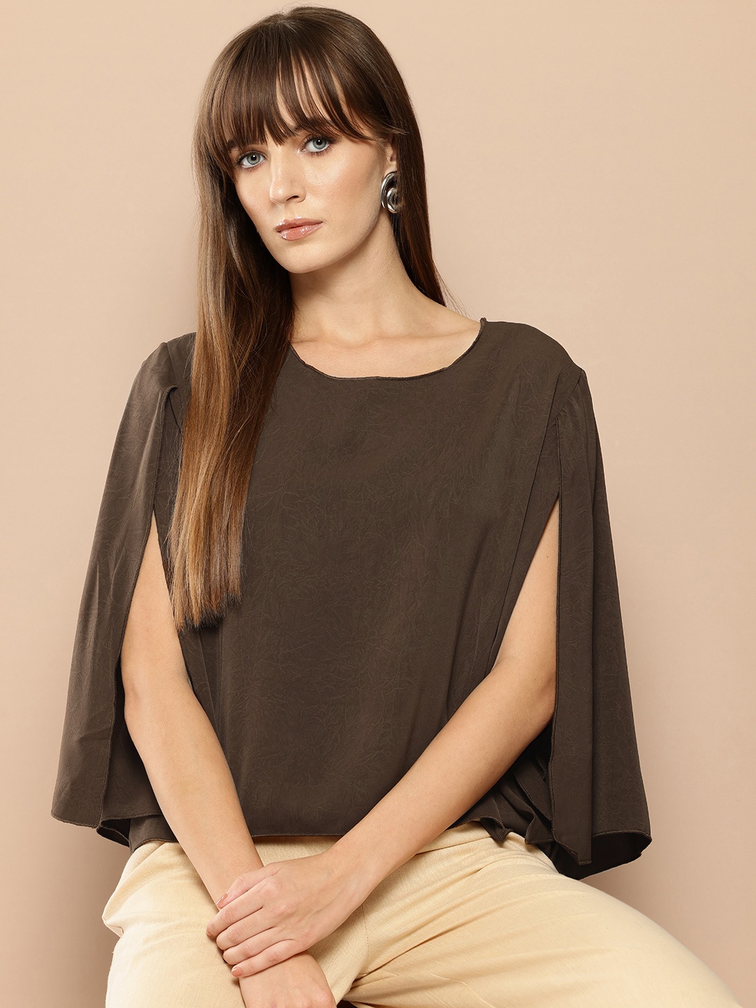 

her by invictus Cape Sleeve Top, Brown