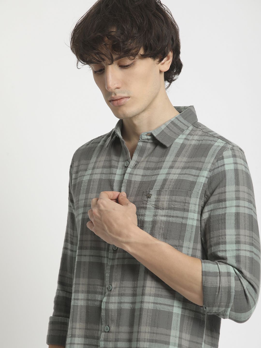 

The Bear House Men Checked Pure Cotton Slim Fit Casual Shirt, Green