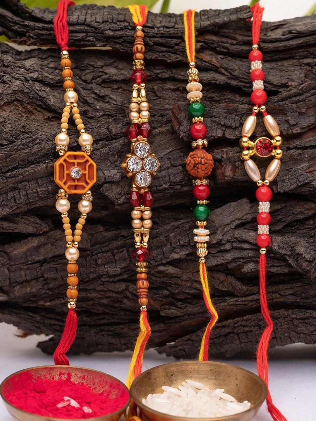 

Phirki Studio Thread Rakhi, Red