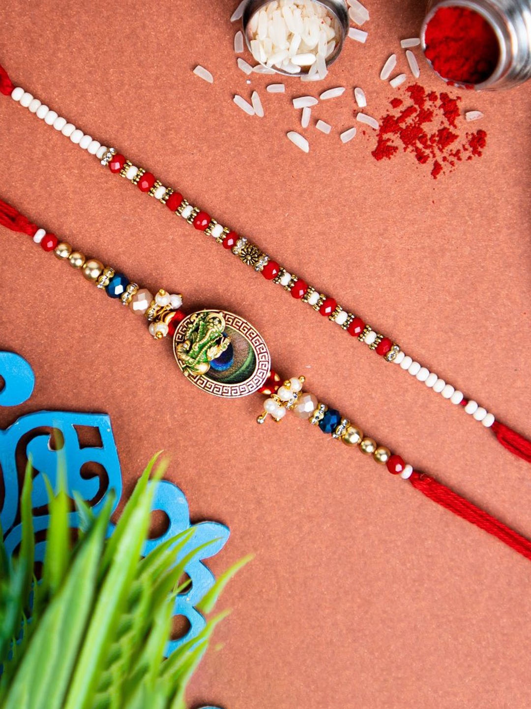 

Phirki Studio Wraparound Rakhi, Red