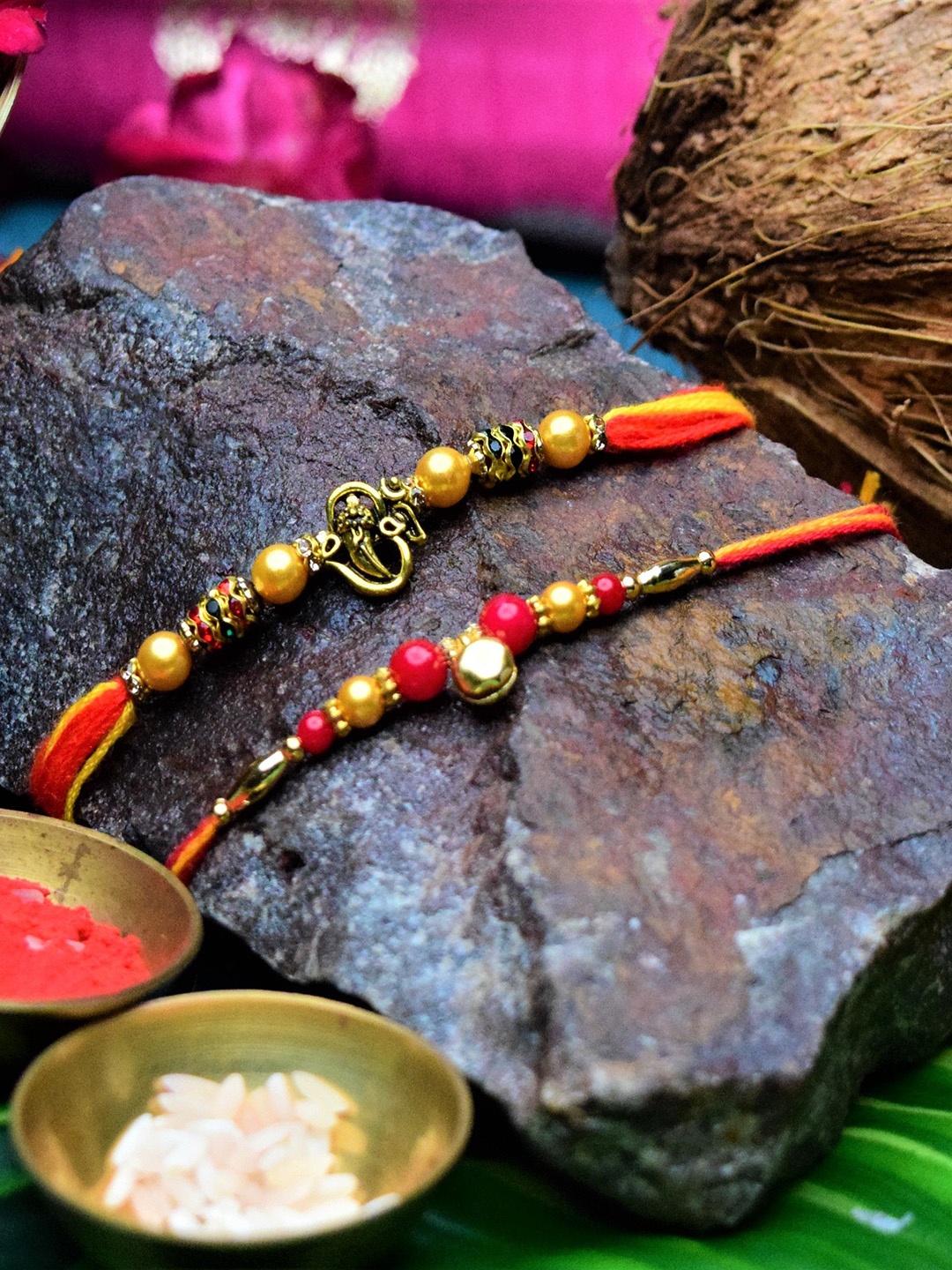 

Phirki Studio Thread Rakhi, Red