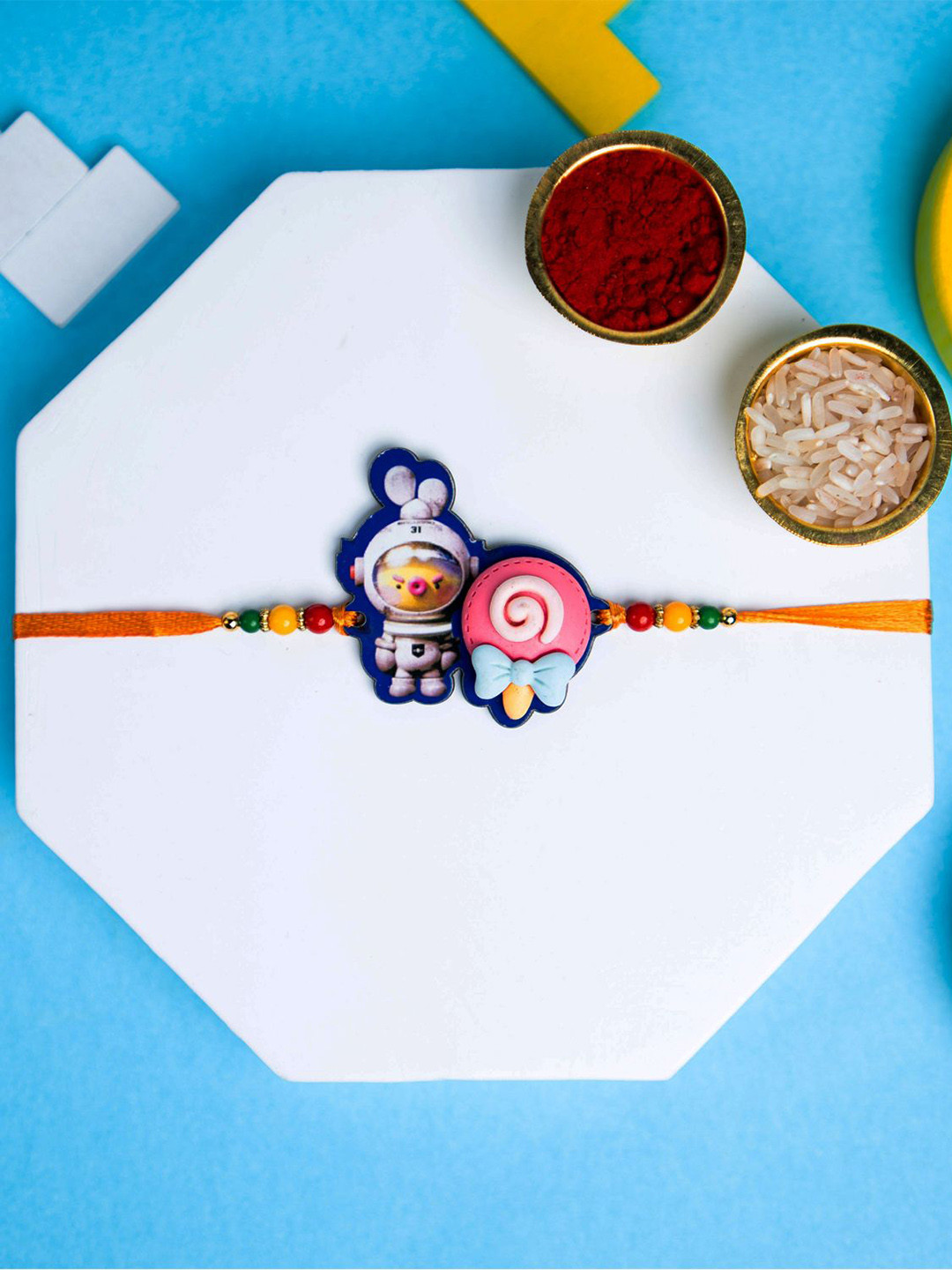 

Phirki Studio Thread Rakhi, Pink
