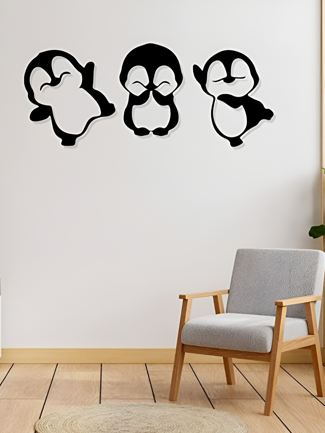 

Artrooms 3 Cute Penguins Metal Wall Art, Black