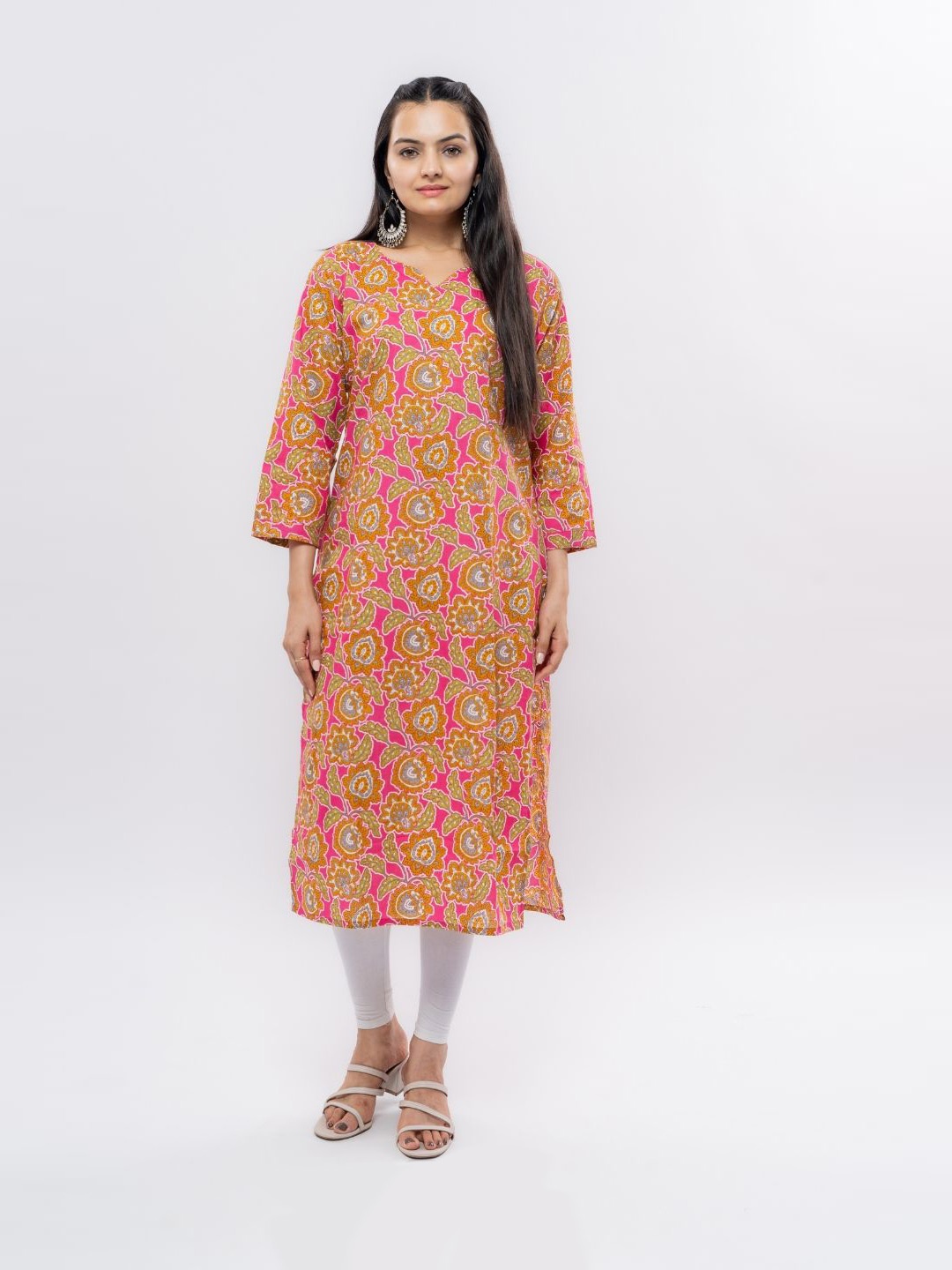 

EKISHA Floral Printed V-Neck Pure Cotton Kurti, Pink