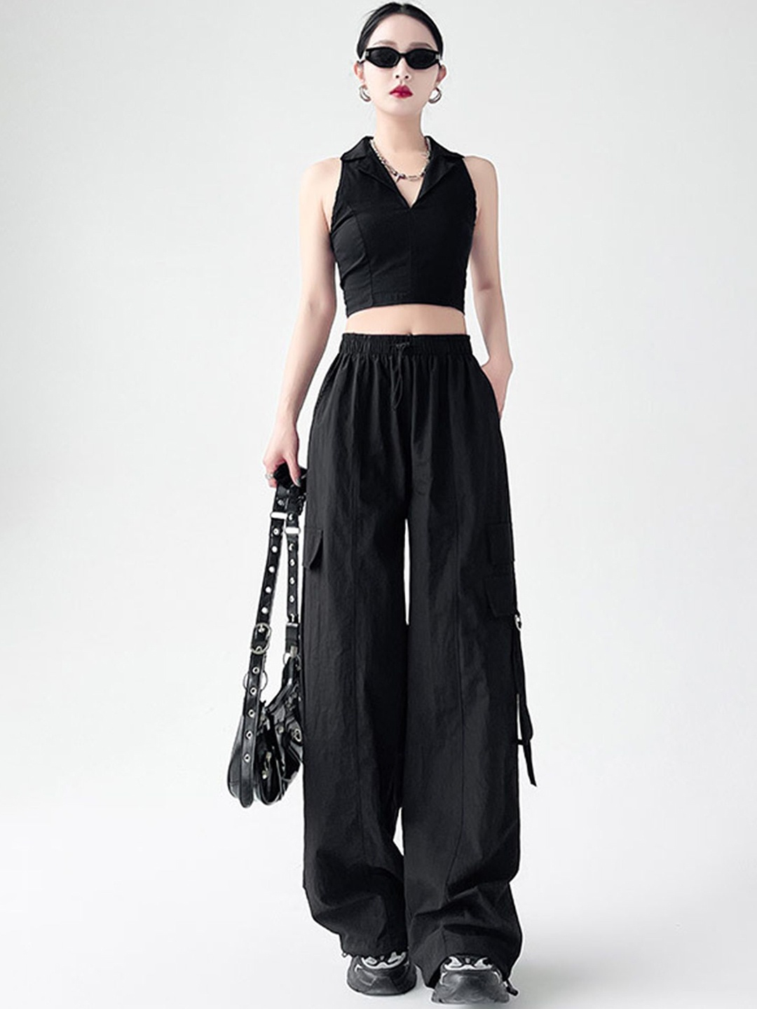 

LULU & SKY Women Straight Fit High-Rise Trousers, Black