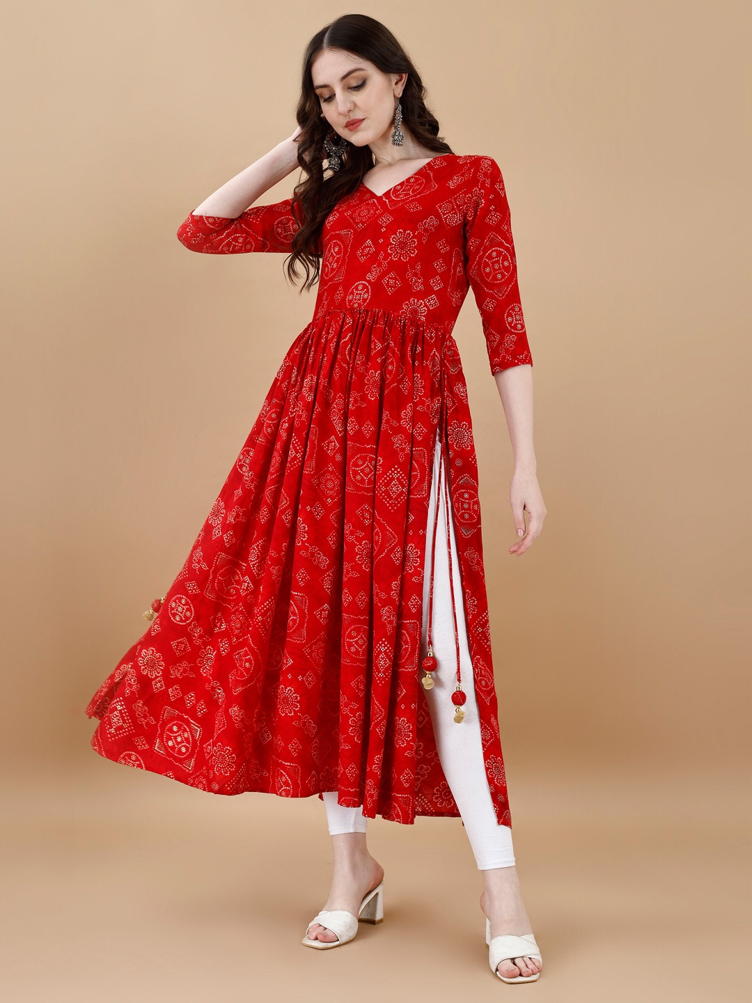 

TextileNow Women Dyed Cold-Shoulder Sleeves Mirror Work Anarkali Kurta, Red