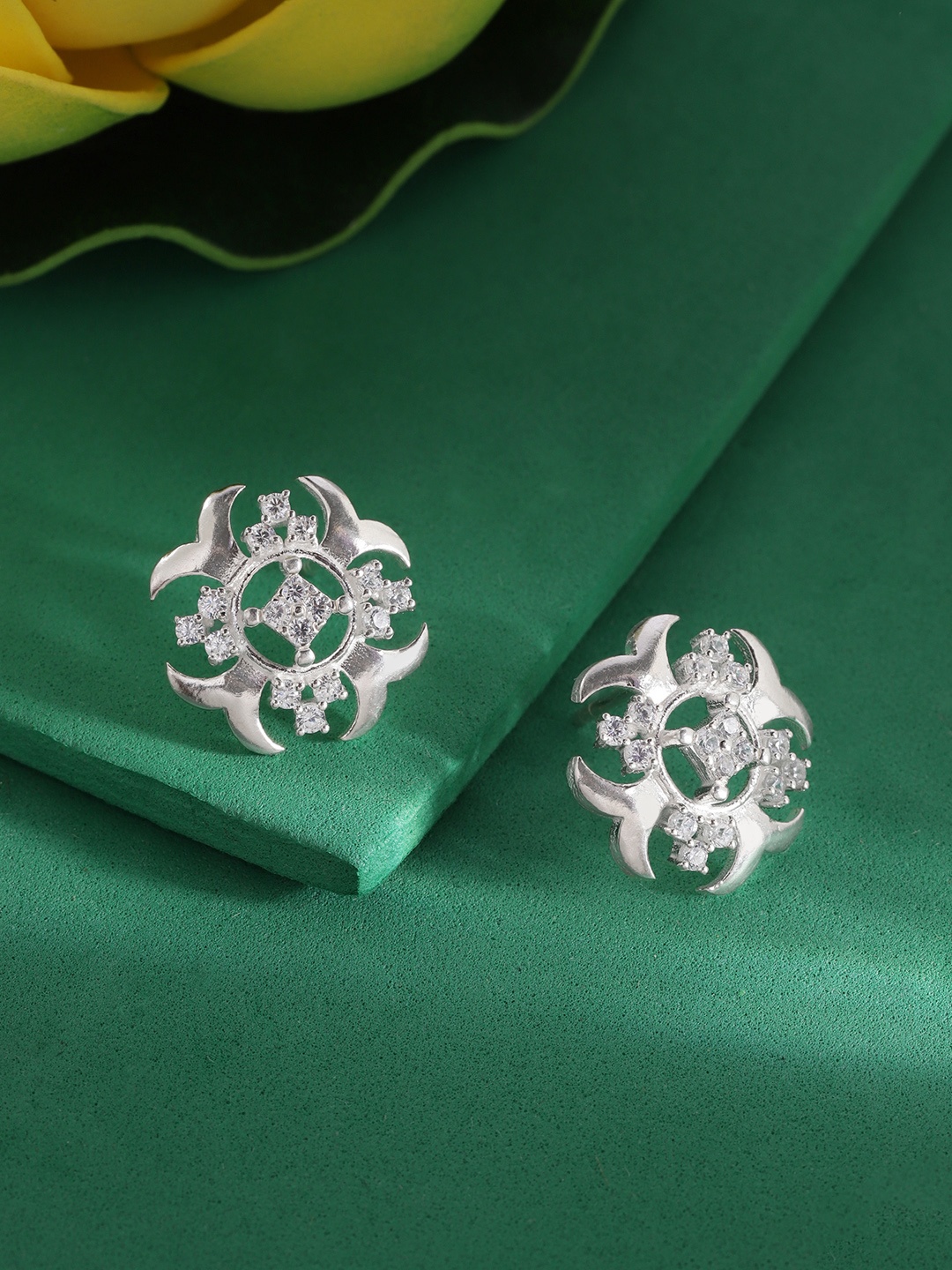 

Unniyarcha 92.5 Silver Stones-Studded Floral Studs Earrings