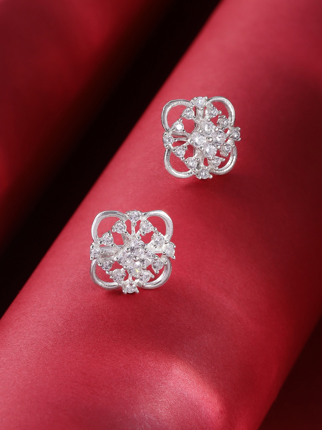 

Unniyarcha 92.5 Silver Contemporary Silver Studs